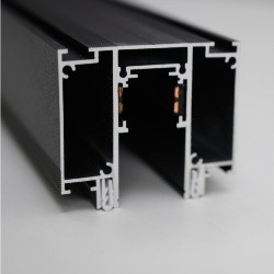 В демпферные натяжные потолки (тканевые)