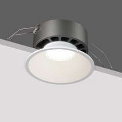 359854 Белый встраиваемый светильник с перекл. цветовой темп. и антибликовым фильтром 18Вт 1530Лм 2700;3200;4000К UGR19 CRI90 36° IP20 Novotech NOVA