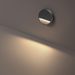 359708 Светильник c датчиком движения и аккумулятором, заряжаемый от usb, быстросъемный (на магнитах) для лестниц Novotech IP20 LED 0.4W 3000К 1000mAh Li-ion, 5V VESPERA