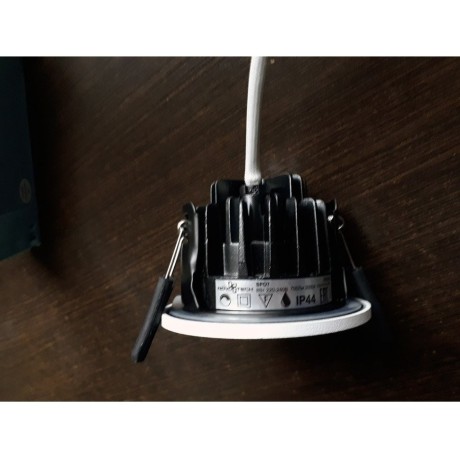 Точечный светильник светодиодный диммируемый Regen 358342 IP44