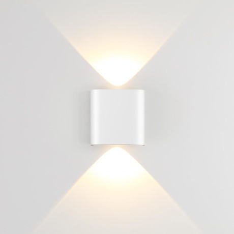 Настенный светильник в виде тонкого плоского скругленного квадрата от Odeon Light LED 2W 3000K 220V MAGNUM 7192/2WL