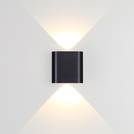 Настенный светильник в виде тонкого плоского скругленного квадрата от Odeon Light LED 2W 3000K 220V MAGNUM 7191/2WL